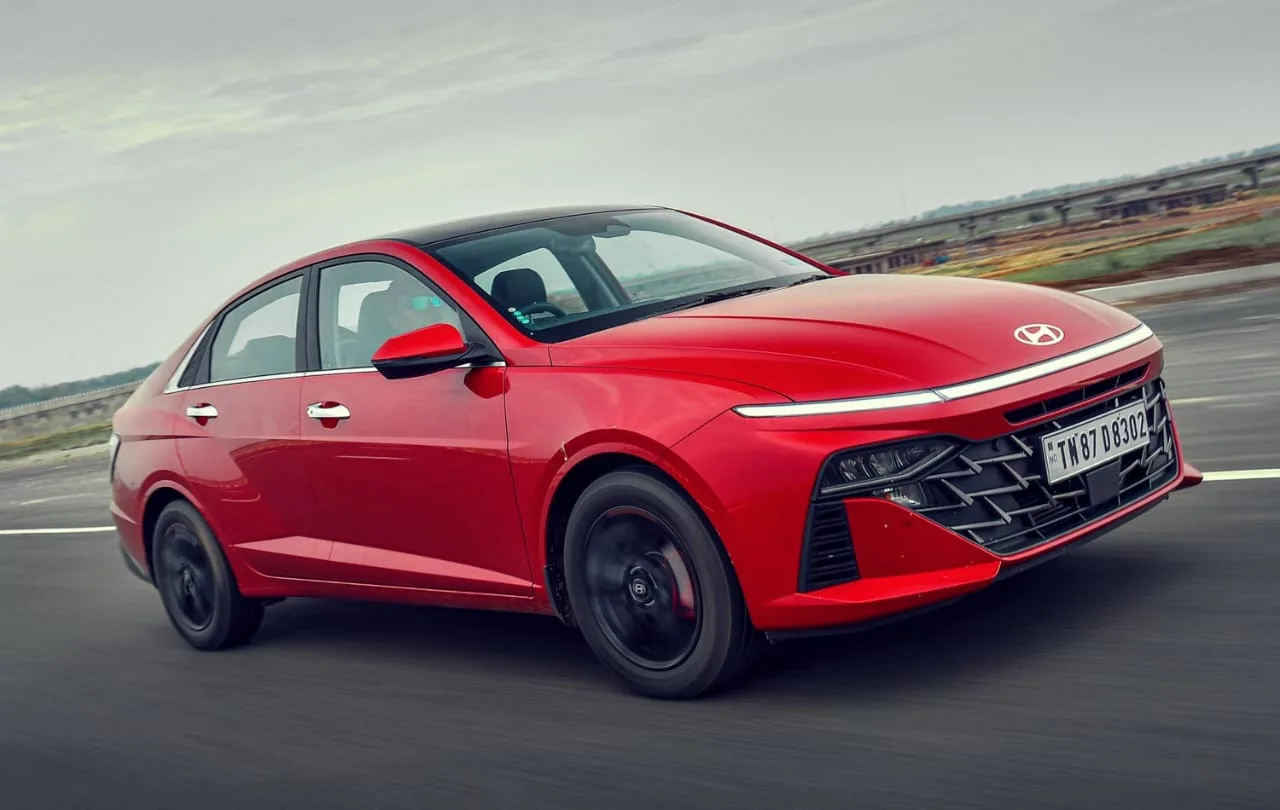 Best Cars for Long Road Trips in India 