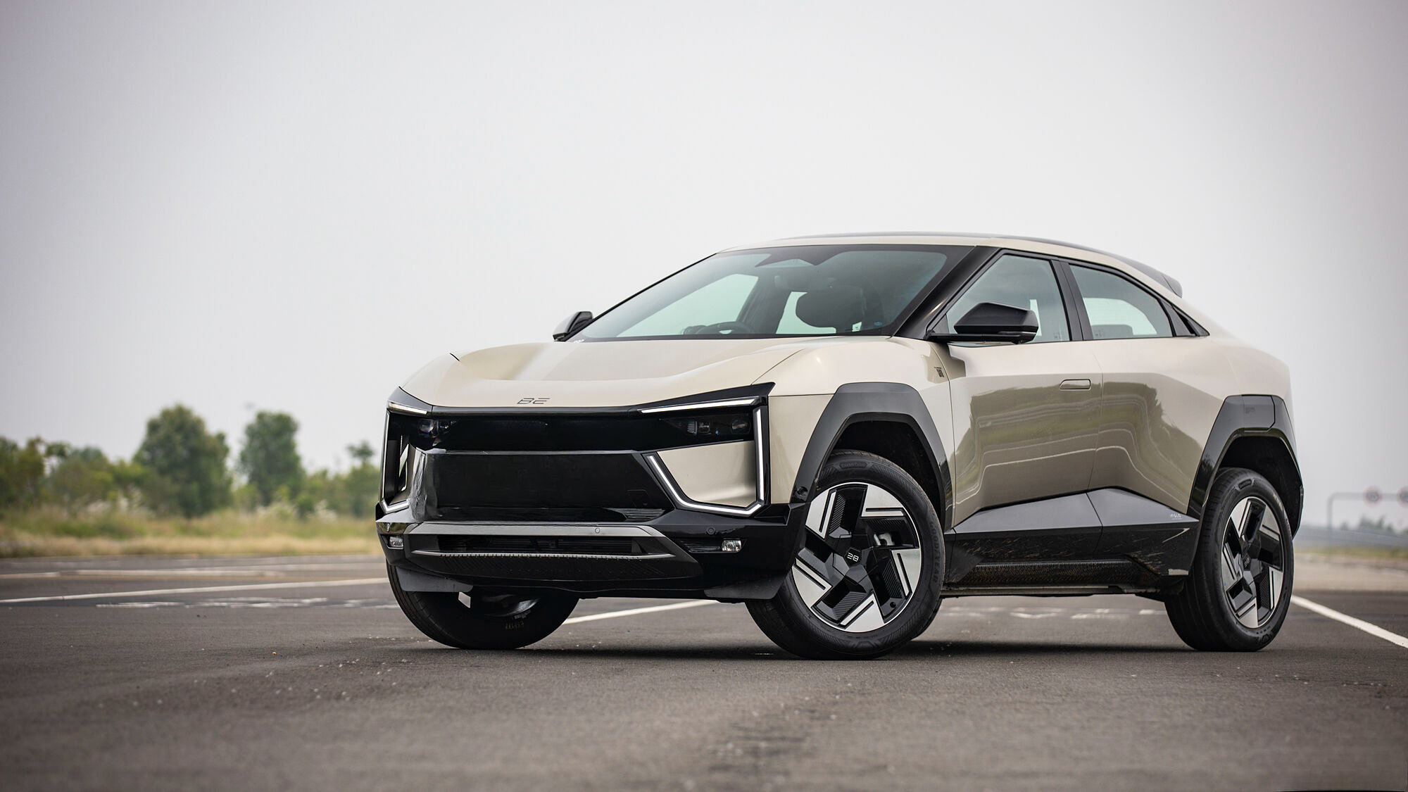 Mahindra BE 6 Exterior Looks
