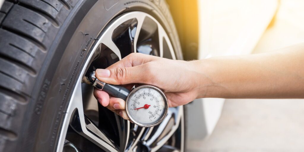 How Tire Pressure Sensors Work in Cars