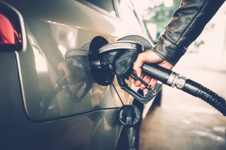10 Real Ways to Save Fuel