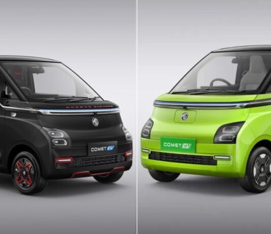 MG Comet EV Blackstorm vs Standard