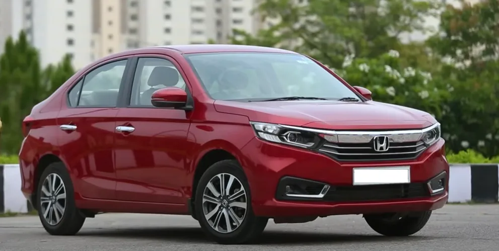 Best Cars for Long Road Trips in India 