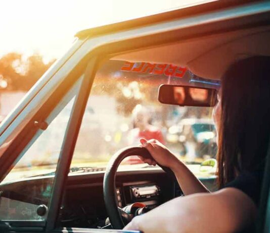 How to Drive Safely in Extreme Summer Heat