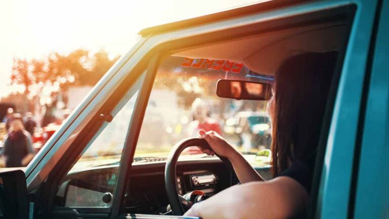 How to Drive Safely in Extreme Summer Heat