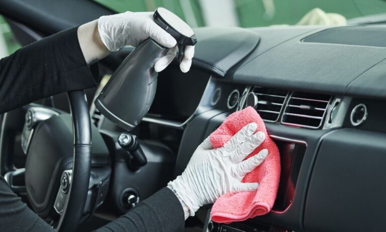 How to Maintain Car Interiors During Summers – Expert Tips