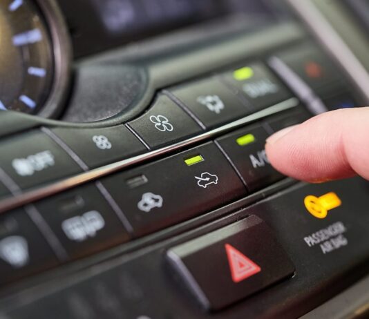 10 Best Ways to Use Your Car AC in Summer