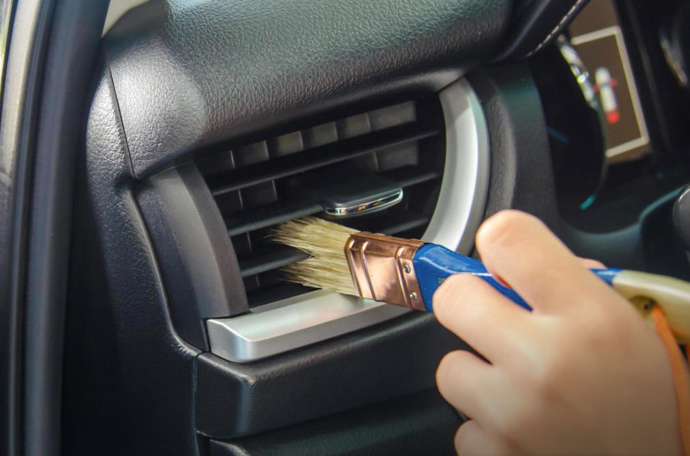 Cleaning Your Car AC Vents